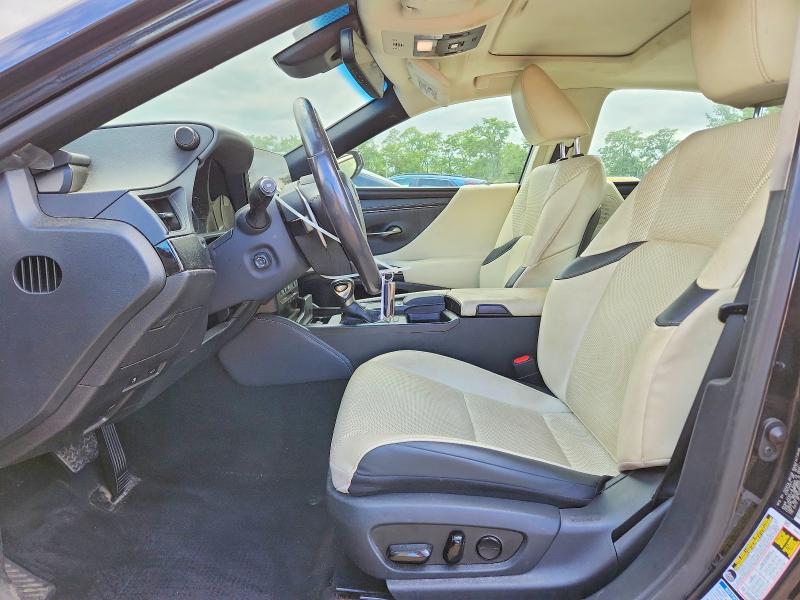 Photo 7 from auction – 2022 LEXUS ES 250 with VIN 58AD11D14NU008260