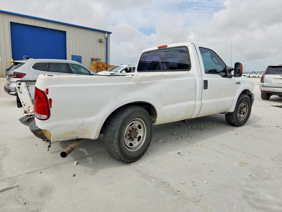 Photo 3 from auction – 2006 FORD F250 with VIN 1FTNF20596EA69373
