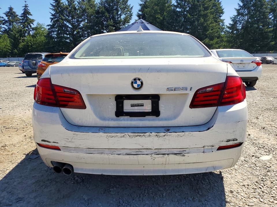 Photo 6 from auction – 2011 BMW 528 with VIN WBAFR1C52BC741889