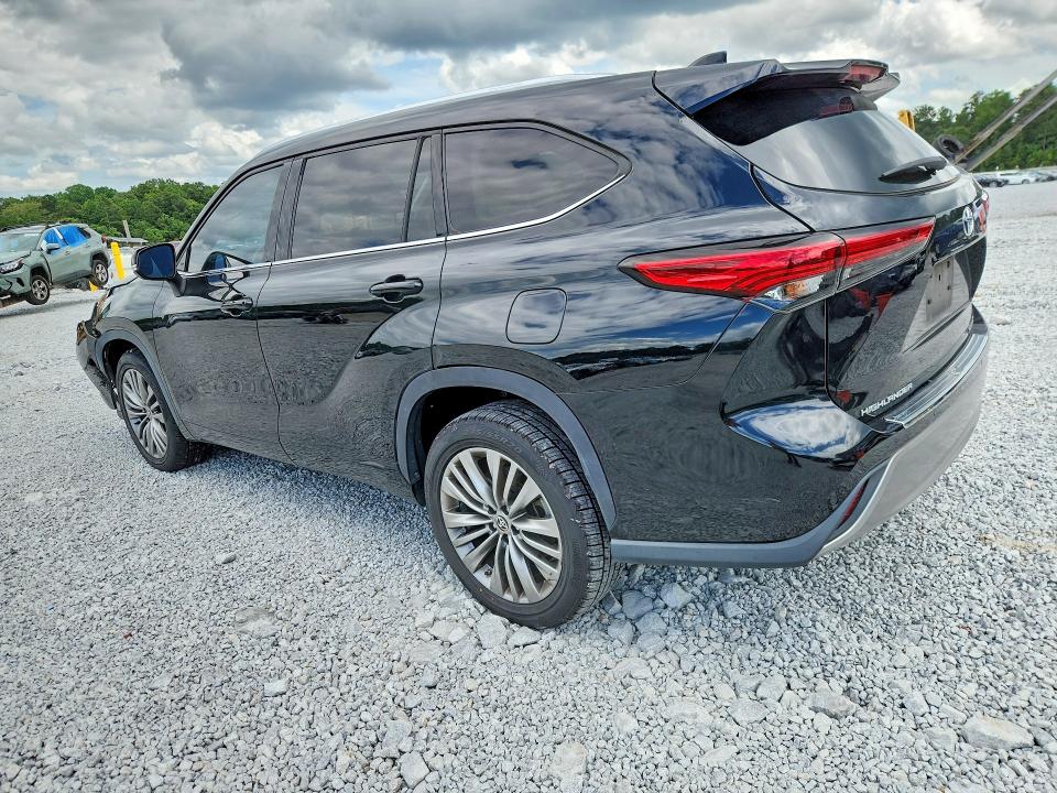 Photo 2 from auction – 2020 TOYOTA HIGHLANDER with VIN 5TDFZRAH6LS021347