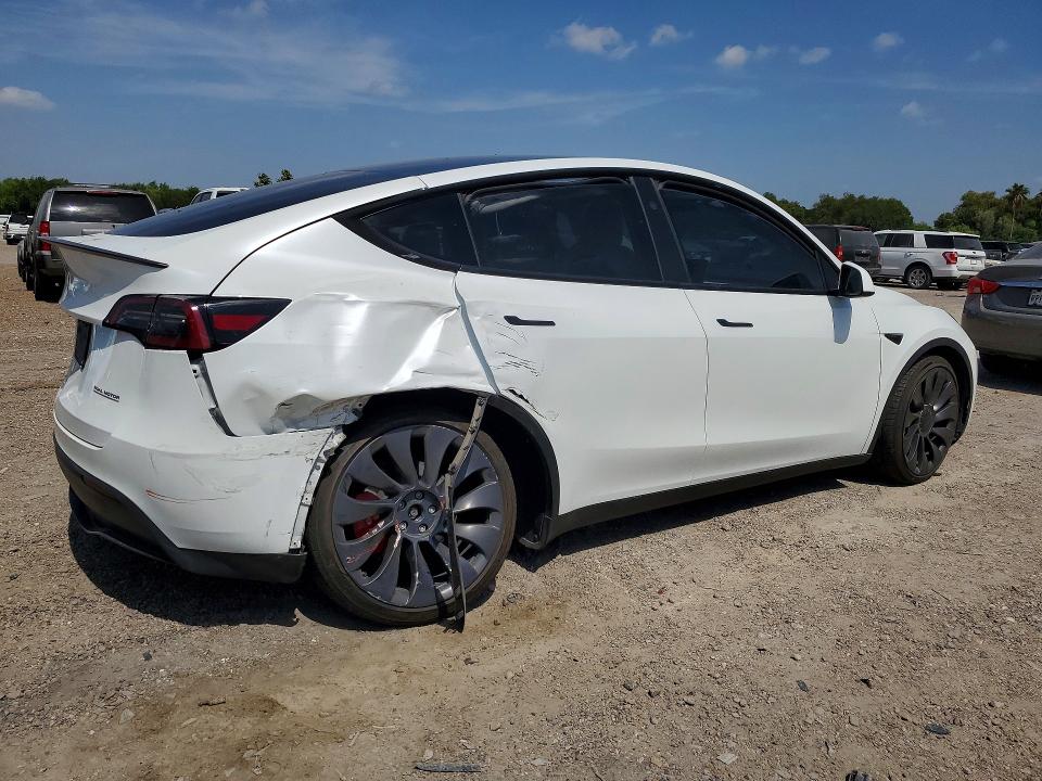 Photo 3 from auction – 2025 TESLA MODEL Y with VIN 7SAYGDEF6SA345931