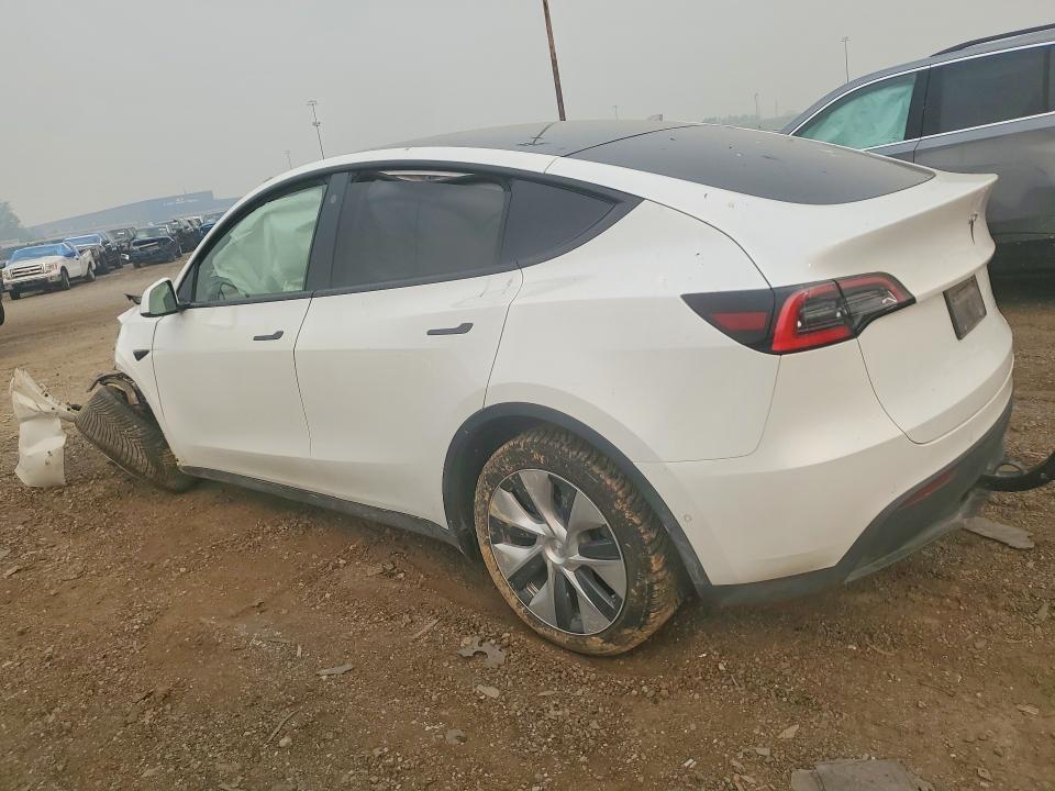 Photo 2 from auction – 2021 TESLA MODEL Y with VIN 5YJYGDEE3MF109201