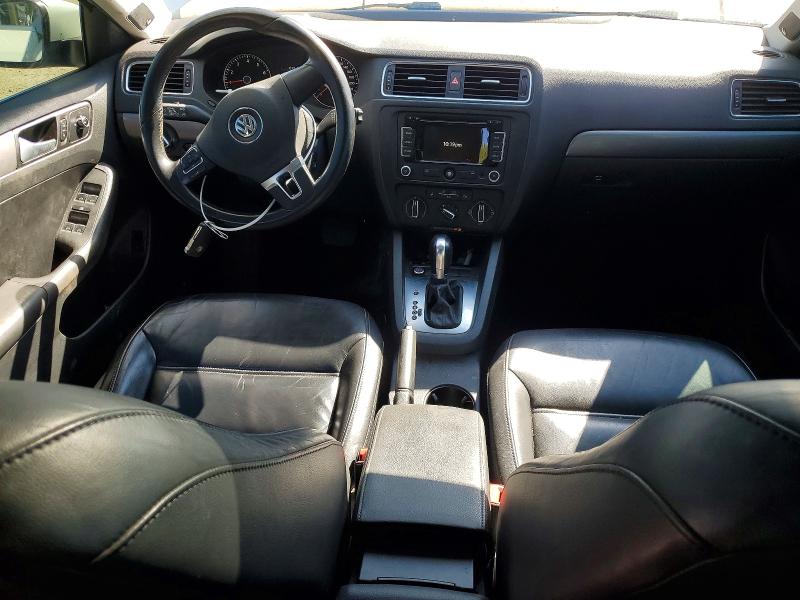 Photo 8 from auction – 2014 VOLKSWAGEN JETTA with VIN 3VWL07AJ6EM268551