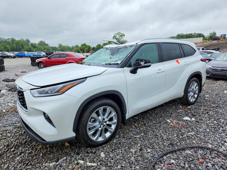 2023 TOYOTA HIGHLANDER - Търг №61521316