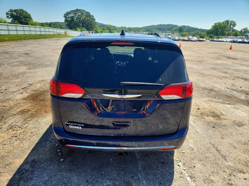 Photo 6 from auction – 2019 CHRYSLER PACIFICA with VIN 2C4RC1EG7KR548449