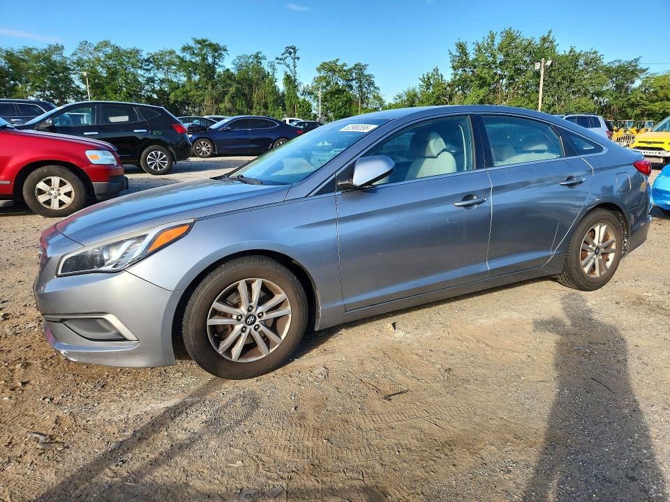 Снимка 1 от търг – 2017 HYUNDAI SONATA с VIN 5NPE24AF3HH477188