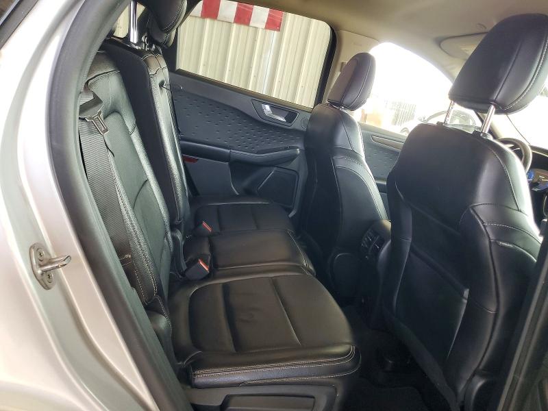 Photo 11 from auction – 2020 FORD ESCAPE with VIN 1FMCU9J90LUA81397