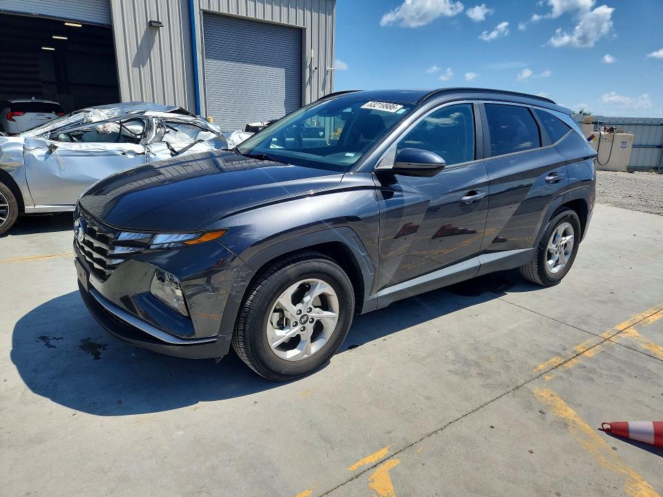 HYUNDAI TUCSON 2023 with VIN 5NMJB3AE5PH198675 - Photo from auction