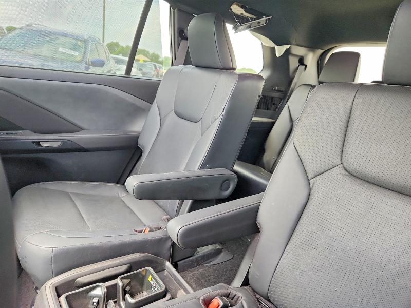 Photo 11 from auction – 2025 LEXUS TX 350 with VIN 5TDAAAA61SS015763