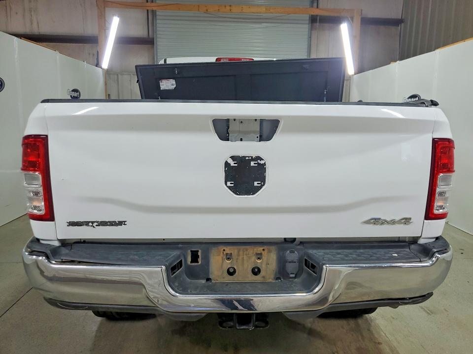 Photo 6 from auction – 2024 RAM 2500 with VIN 3C6UR5DJ8RG275929