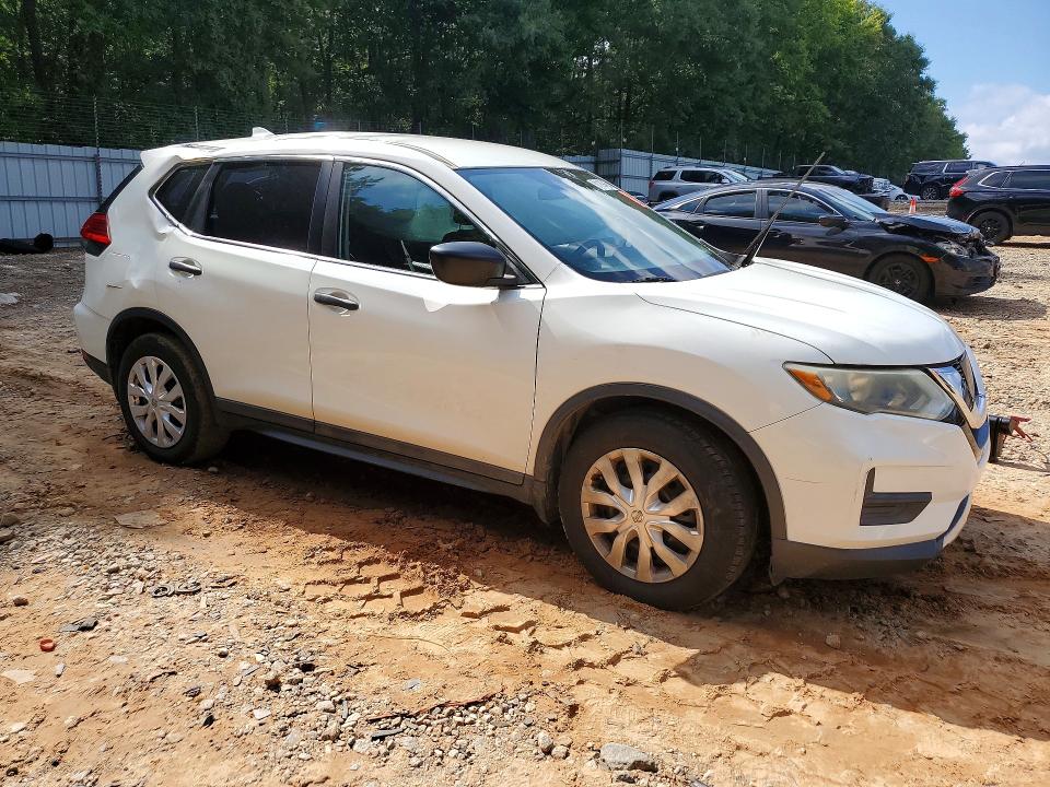 Photo 4 from auction – 2017 NISSAN ROGUE with VIN 5N1AT2MT7HC859703