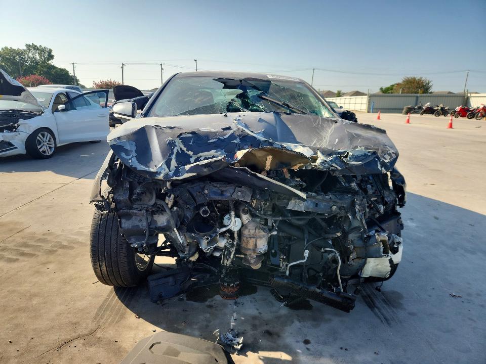 Photo 5 from auction – 2018 CHEVROLET IMPALA with VIN 2G1105S38J9172981