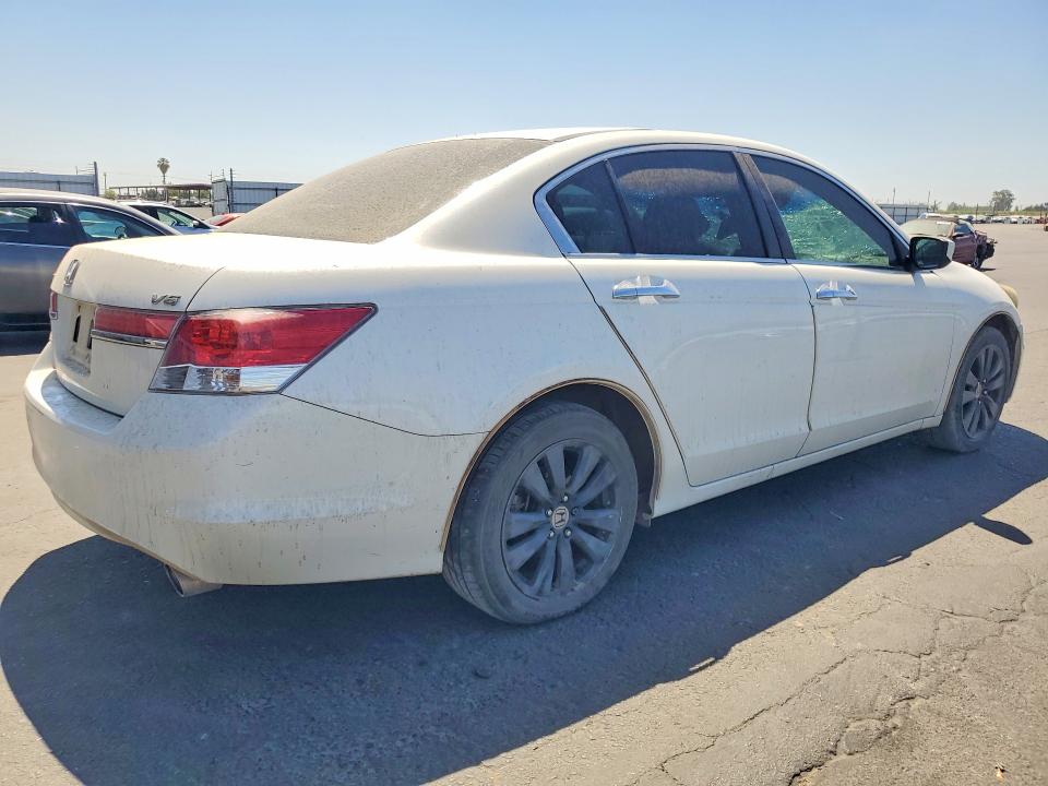 Photo 3 from auction – 2012 HONDA ACCORD with VIN 1HGCP3F71CA005514