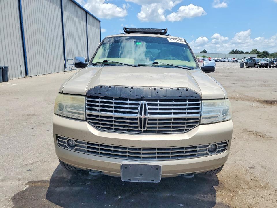 Photo 5 from auction – 2007 LINCOLN NAVIGATOR with VIN 5LMFL285X7LJ24176