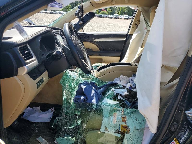 Photo 7 from auction – 2019 TOYOTA HIGHLANDER with VIN 5TDZZRFH7KS363006