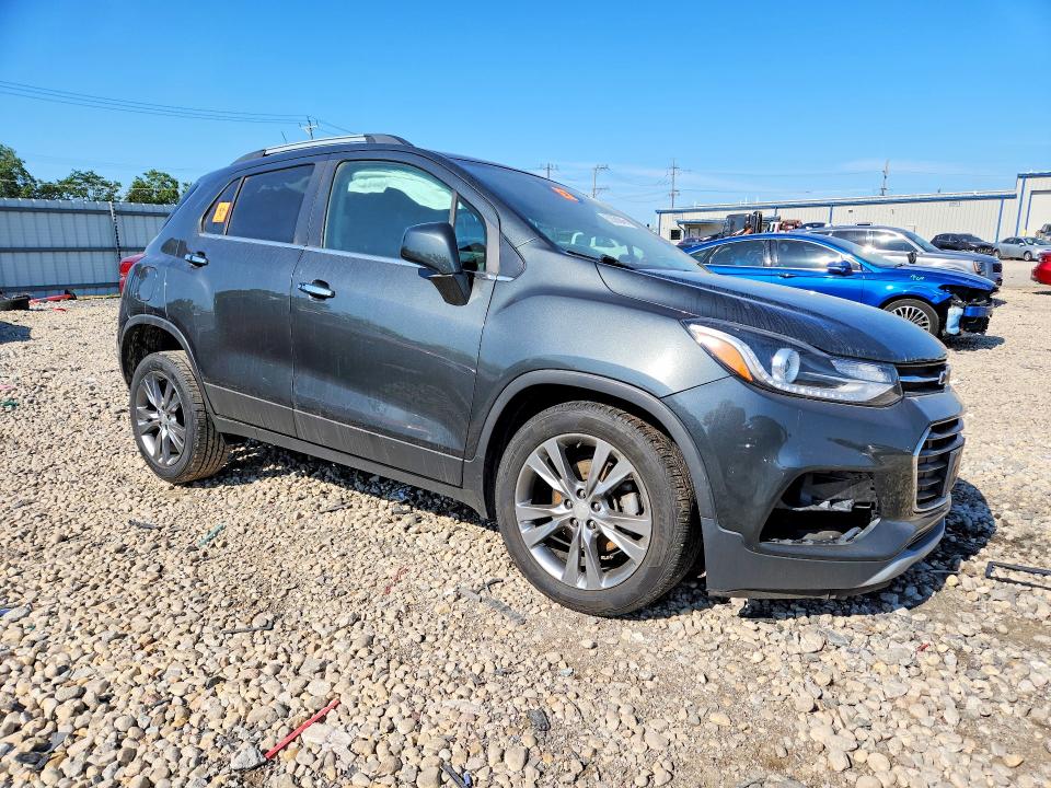 Photo 4 from auction – 2020 CHEVROLET TRAX with VIN 3GNCJLSB6LL252330