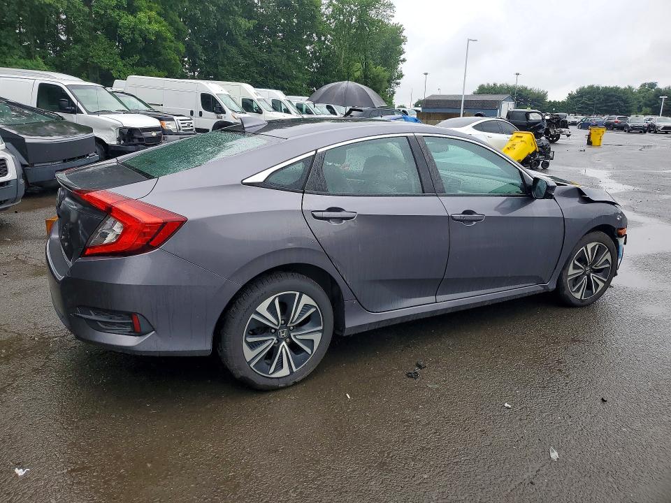 Photo 3 from auction – 2016 HONDA CIVIC with VIN 19XFC1F78GE208558
