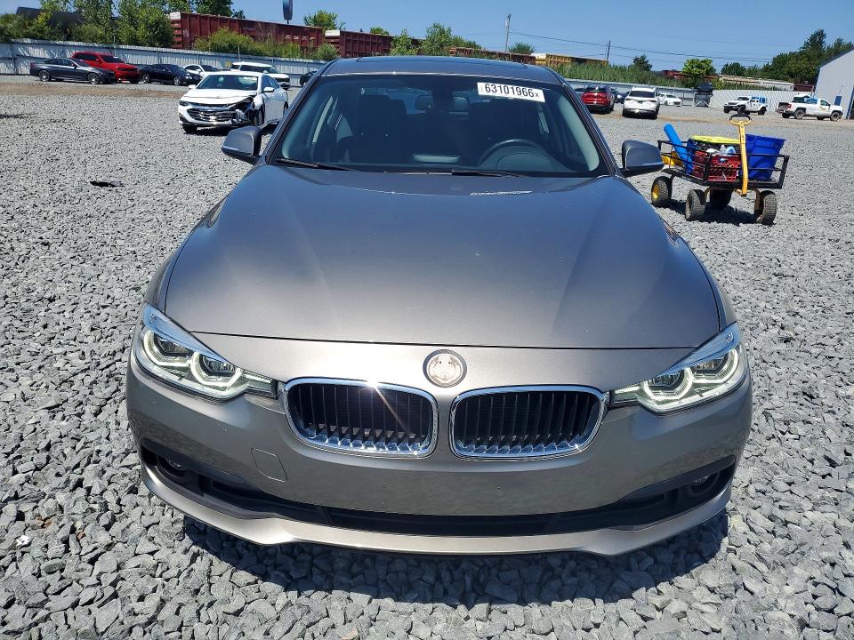 Photo 5 from auction – 2018 BMW 320 with VIN WBA8E5G5XJNU46631