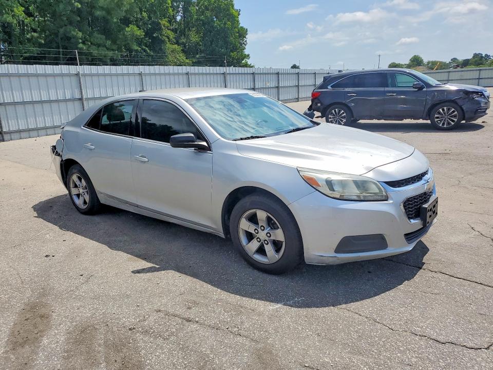 Photo 4 from auction – 2015 CHEVROLET MALIBU with VIN 1G11A5SL5FF155681