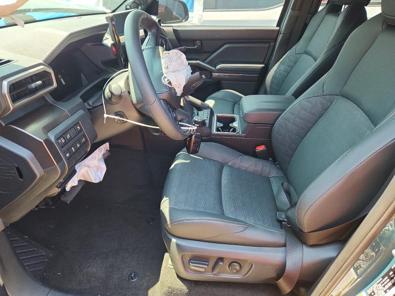 Photo 7 from auction – 2026 TOYOTA 4RUNNER with VIN JTEVB5BR7T5040331