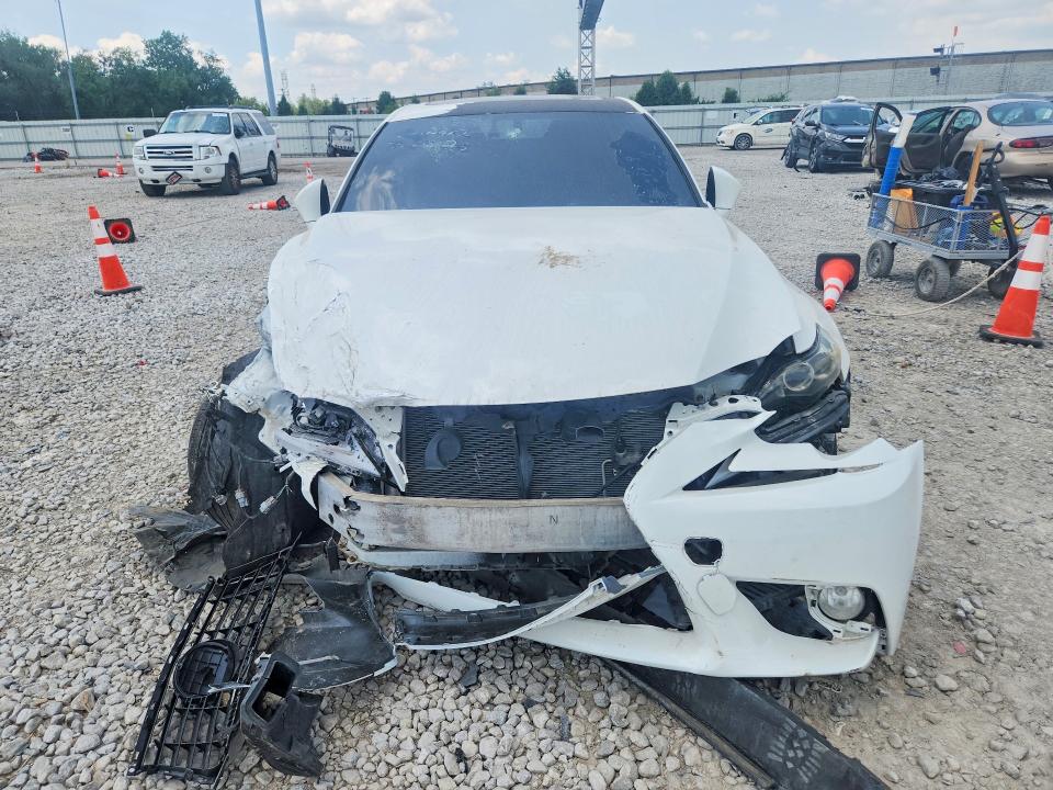 Photo 5 from auction – 2014 LEXUS IS with VIN JTHCF1D2XE5000772