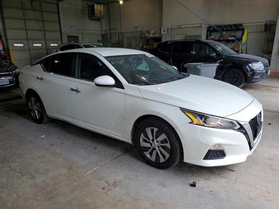 Photo 4 from auction – 2019 NISSAN ALTIMA with VIN 1N4BL4BV5KC245108