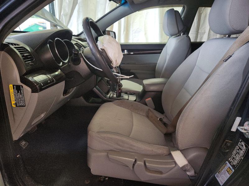 Photo 7 from auction – 2011 KIA SORENTO with VIN 5XYKTDA20BG068626