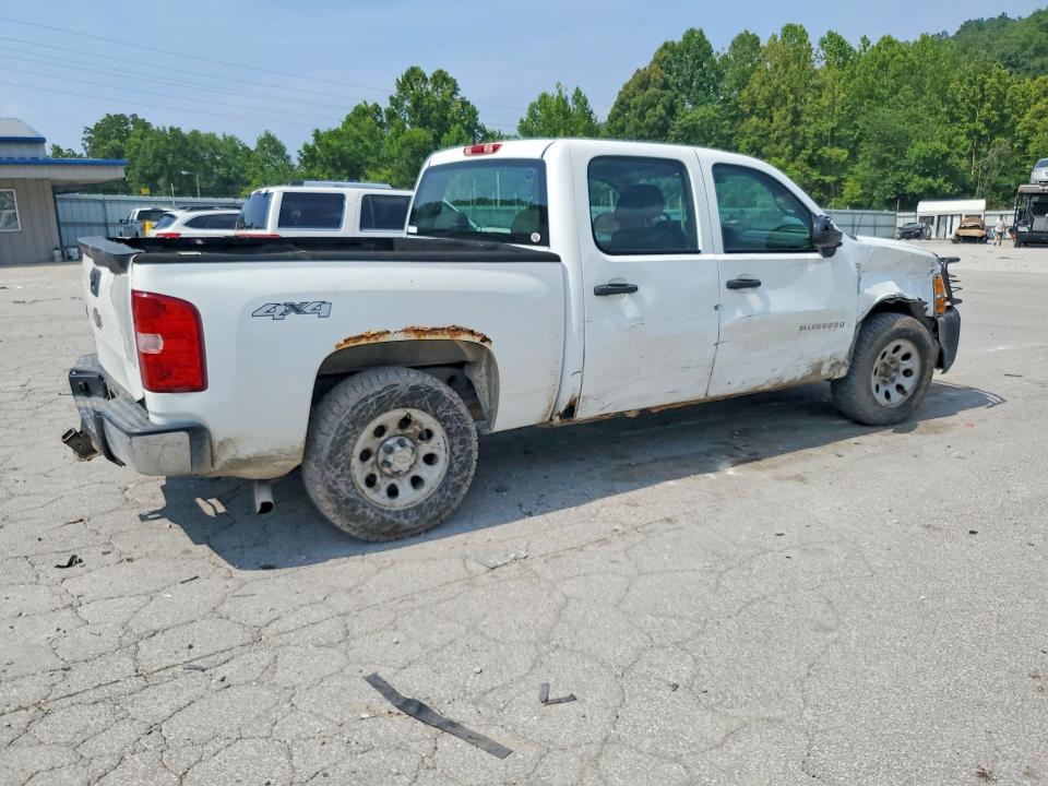 Photo 3 from auction – 2011 CHEVROLET SILVERADO with VIN 1GCPKPE31BF141938