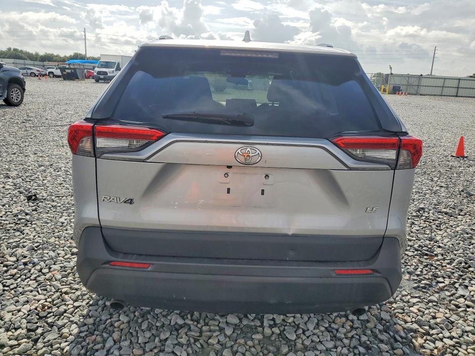 Photo 6 from auction – 2021 TOYOTA RAV4 with VIN 2T3H1RFV8MC116282