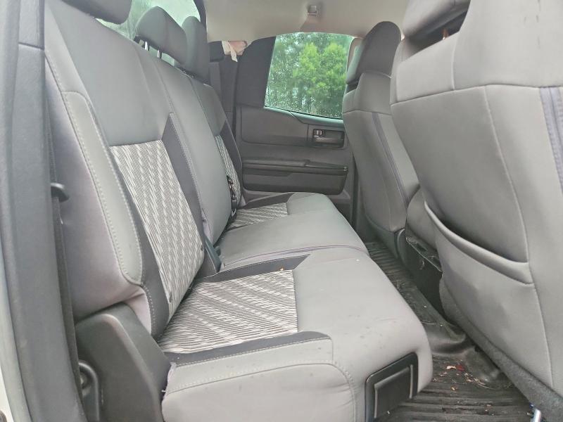 Photo 10 from auction – 2018 TOYOTA TUNDRA with VIN 5TFRY5F14JX239590