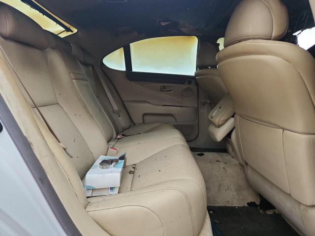Photo 10 from auction – 2014 LEXUS LS with VIN JTHBL5EF0E5128404