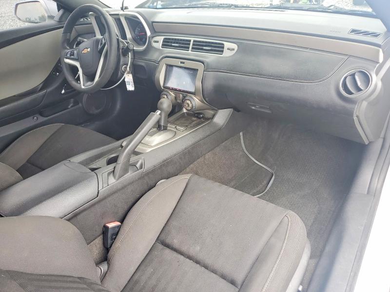 Photo 8 from auction – 2015 CHEVROLET CAMARO with VIN 2G1FB1E36F9245390