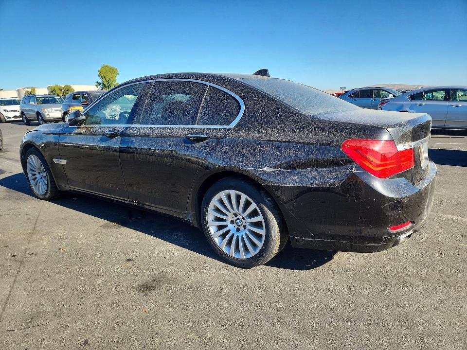 Photo 2 from auction – 2012 BMW 750 with VIN WBAKA8C50CCY37827