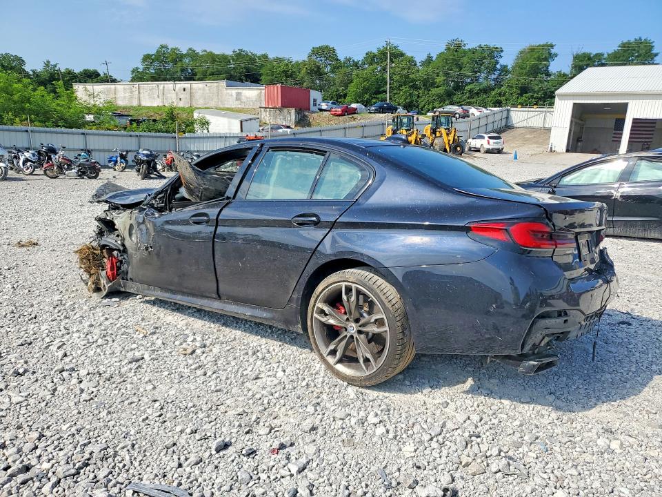 Photo 2 from auction – 2023 BMW M550XI with VIN WBA13BK03PCM27506