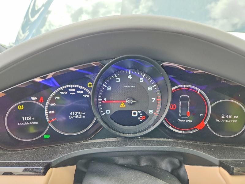 Photo 9 from auction – 2019 PORSCHE CAYENNE with VIN WP1AA2AY6KDA17204