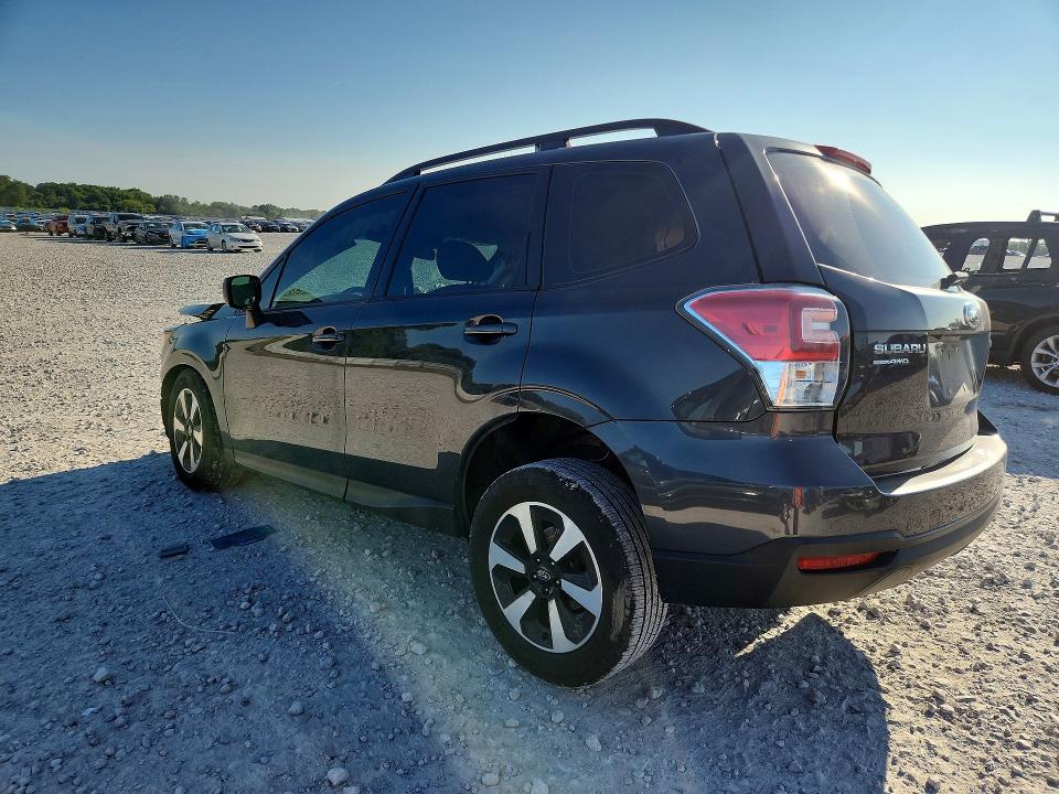 Photo 2 from auction – 2017 SUBARU FORESTER with VIN JF2SJABC0HH576642