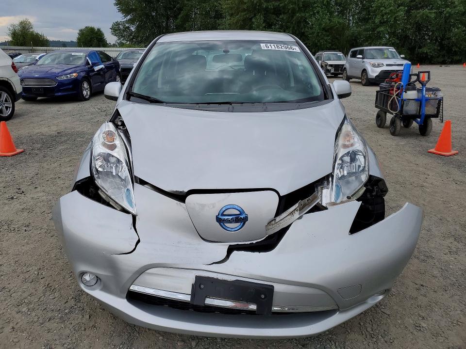 Photo 5 from auction – 2015 NISSAN LEAF with VIN 1N4AZ0CP0FC307118