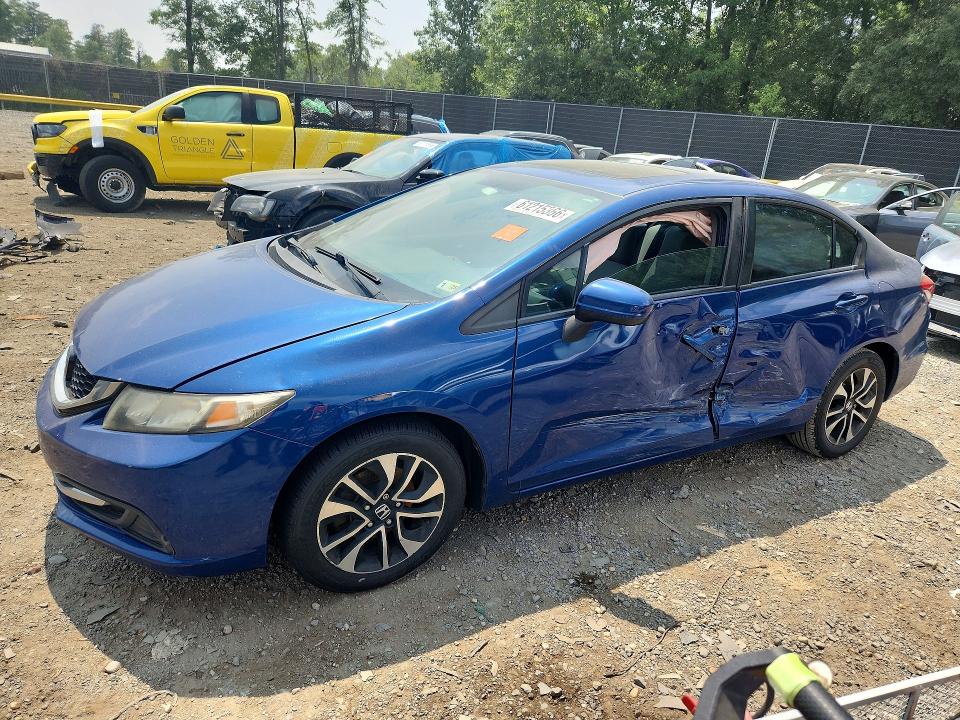 HONDA CIVIC 2015 with VIN 19XFB2F81FE036955 - Photo from auction