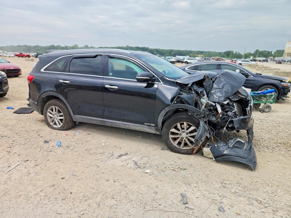 Photo 4 from auction – 2018 KIA SORENTO with VIN 5XYPGDA58JG338642