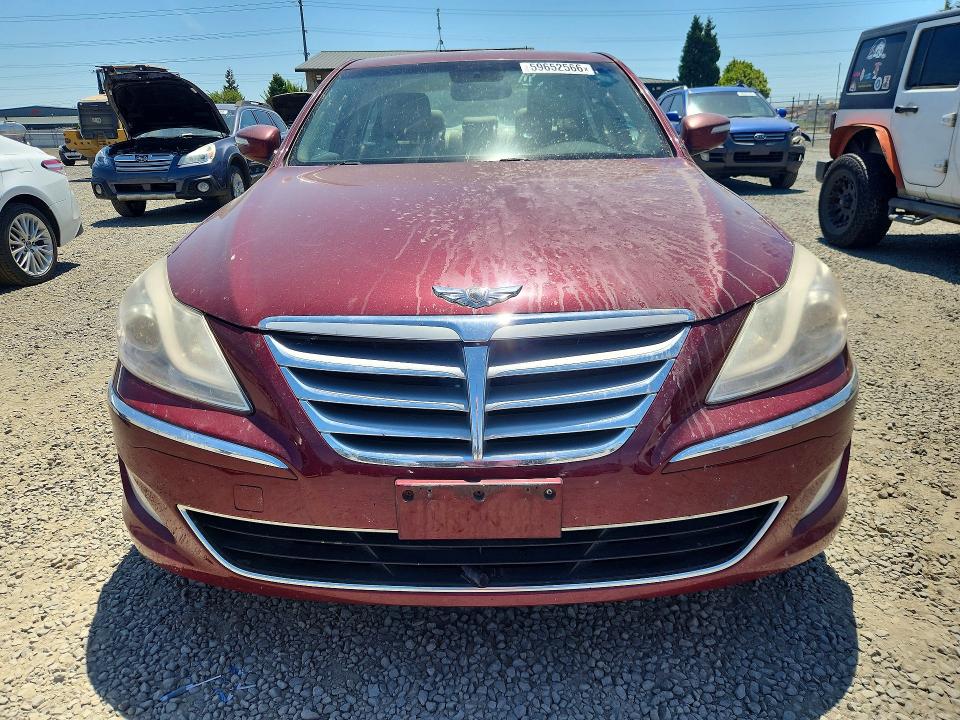 Photo 5 from auction – 2012 HYUNDAI GENESIS with VIN KMHGC4DD7CU179057