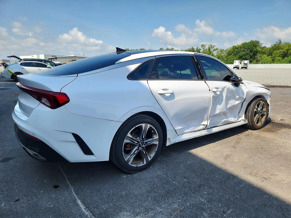 Photo 3 from auction – 2022 KIA K5 with VIN 5XXG34J22NG093994