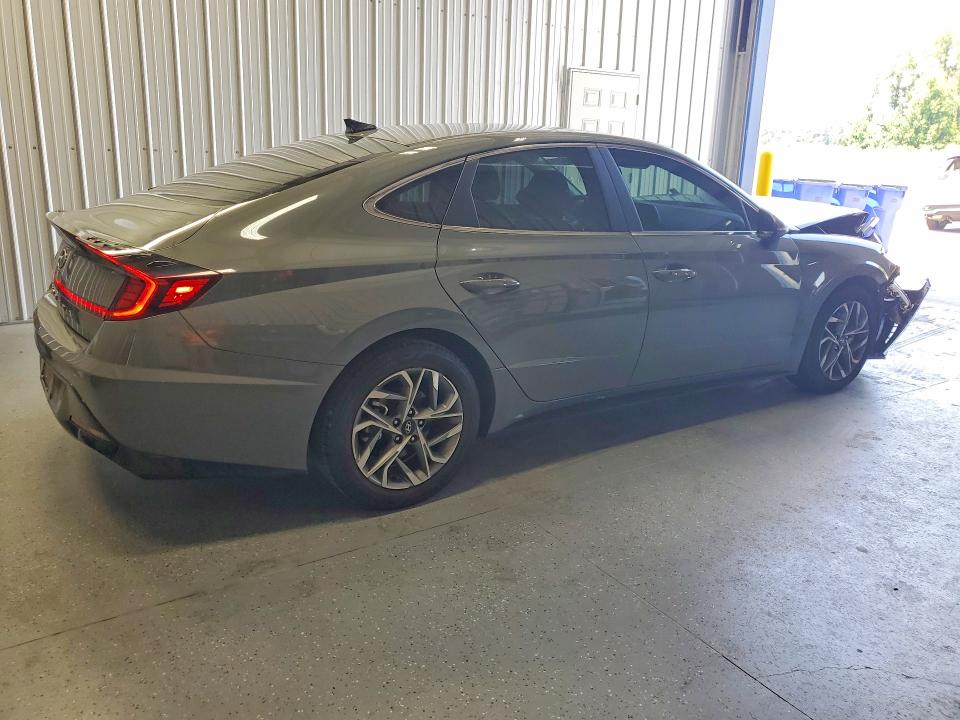 Photo 3 from auction – 2021 HYUNDAI SONATA with VIN 5NPEL4JA3MH071147
