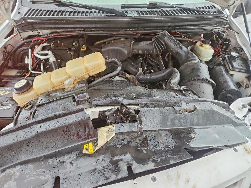 Photo 12 from auction – 2005 FORD EXCURSION with VIN 1FMNU44L55ED24086