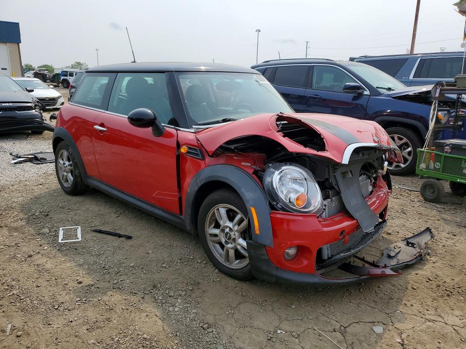 Photo 4 from auction – 2013 MINI COOPER with VIN WMWSU3C50DT548801