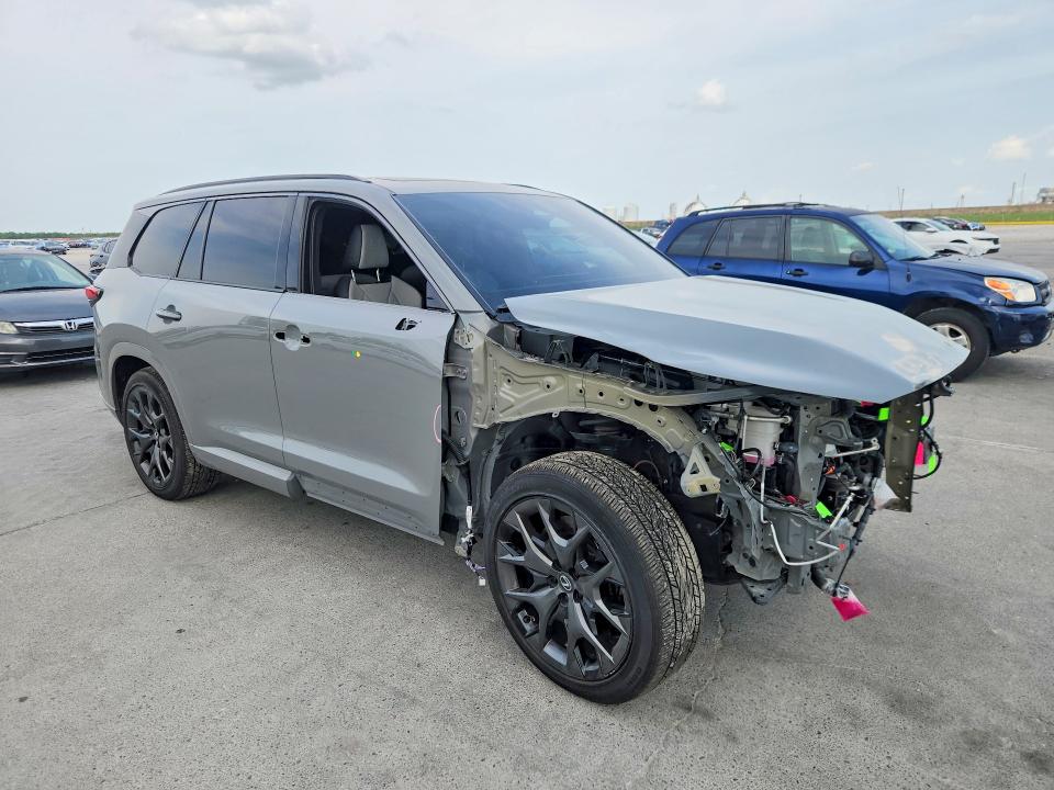 Photo 4 from auction – 2026 LEXUS TX 500H with VIN 5TDABAB69TS018844
