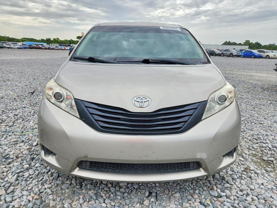 Photo 5 from auction – 2016 TOYOTA SIENNA with VIN 5TDZK3DC5GS734941