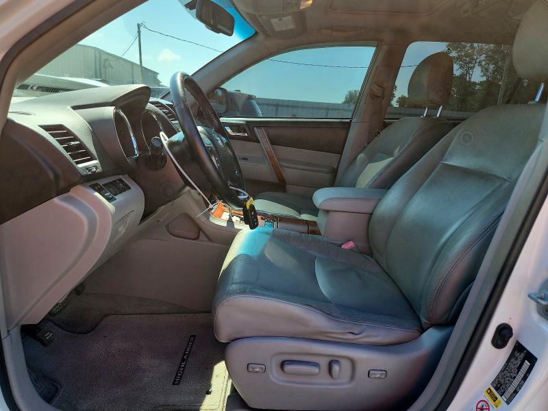 Photo 7 from auction – 2010 TOYOTA HIGHLANDER with VIN JTEYK3EH9A2101889