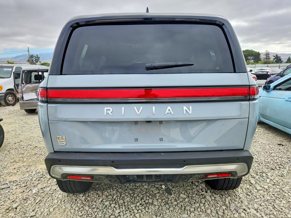 Photo 6 from auction – 2023 RIVIAN R1S with VIN 7PDSGABL3PN022386