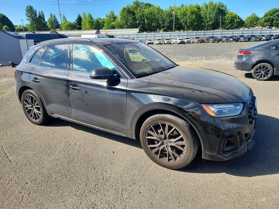 Photo 4 from auction – 2023 AUDI SQ5 with VIN WA1B4AFY2P2177142
