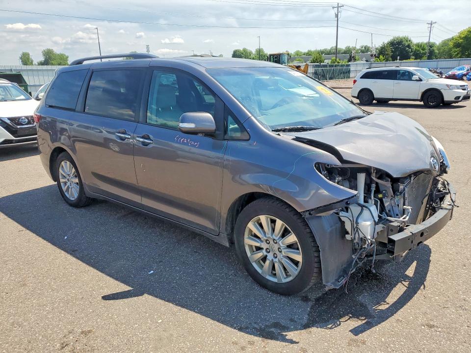 Zdjęcie 4 z aukcji – 2017 TOYOTA SIENNA z VIN 5TDYZ3DC2HS803514